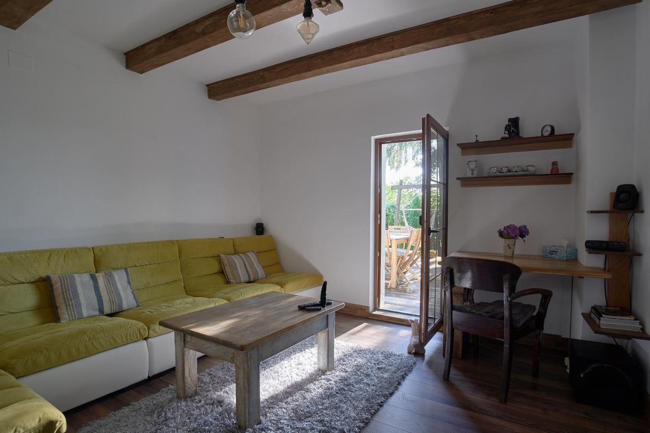 Walnut Tree Cottage Săcele Εξωτερικό φωτογραφία